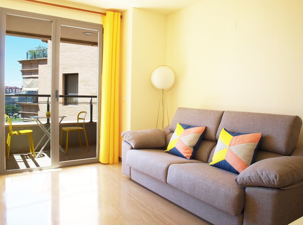 Апартаменты Apartup Yellow Opera View Валенсия Номер фото